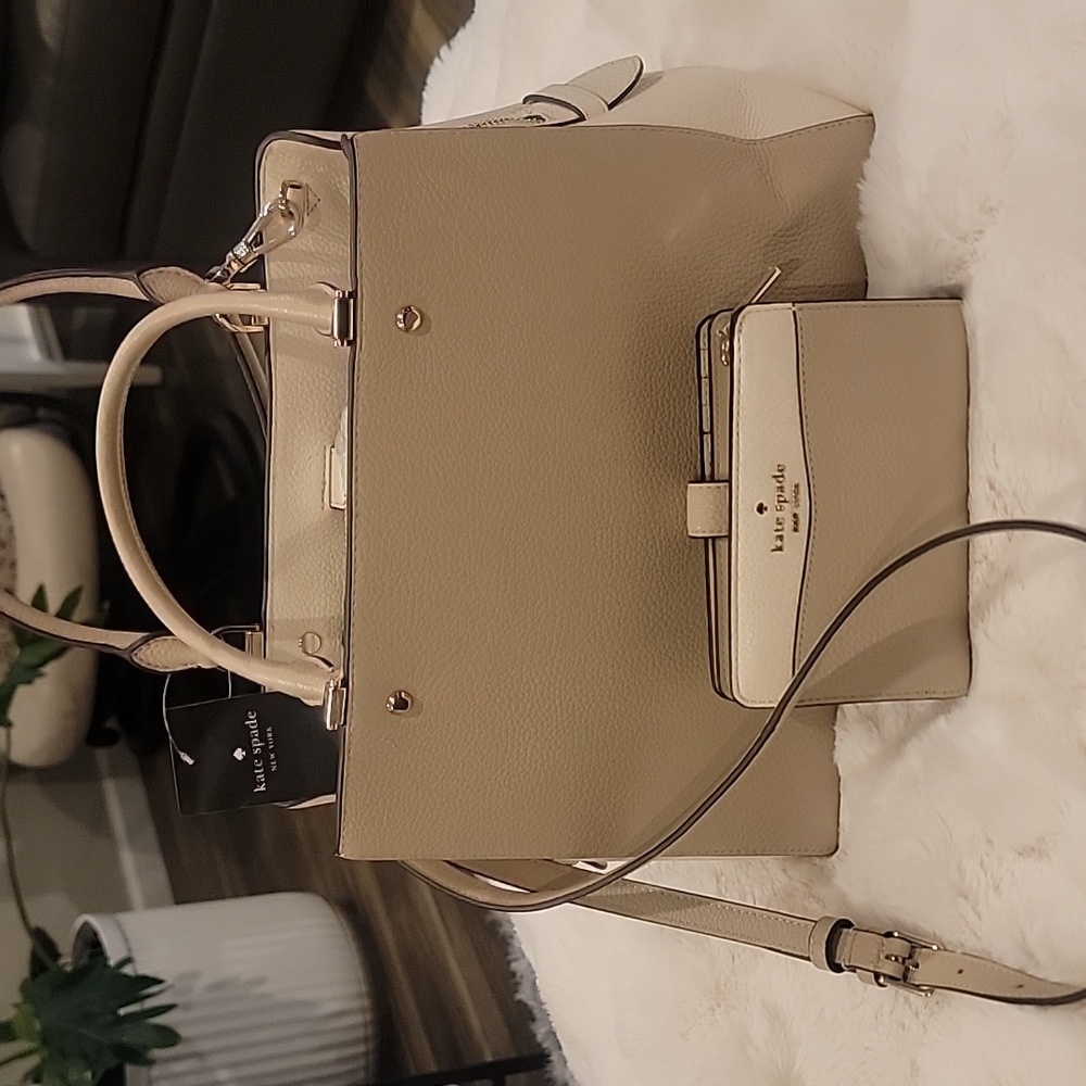 Kate Spade Tan Tote and Wallet Set